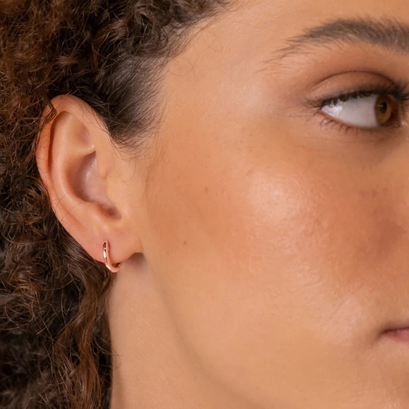 Mini Huggies - Picture 2 of 3